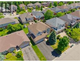 822 BIRCHMOUNT Drive - 42