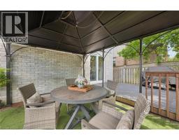 44 ALDERSON Drive - 33