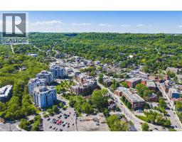 1000 CREEKSIDE Drive UnitNo. 204 - 43