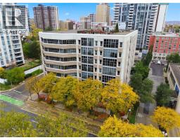 66 BAY Street S UnitNo. PH10 - 36