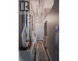 66 BAY Street S UnitNo. PH10 - 6