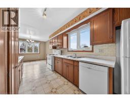 497 VICTORIA Street S - 10