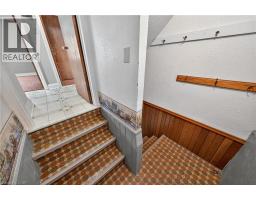497 VICTORIA Street S - 28