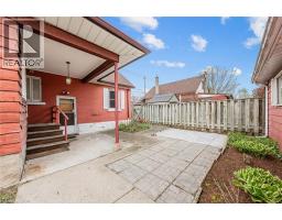497 VICTORIA Street S - 8