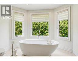 399 GOLF LINKS Road - 28