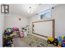 239 LORRAINE Avenue - 37