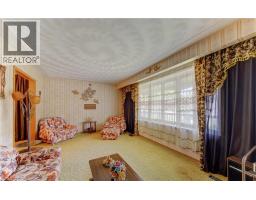 1469 QUEENS Boulevard - 9