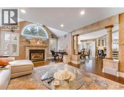 60 CHANDOS Drive - 5