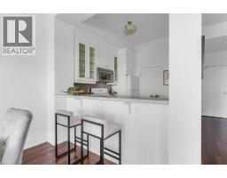 2511 LAKESHORE Road W UnitNo. 811 - 9