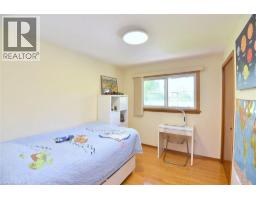 372 FENNELL Avenue W - 20