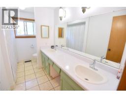 372 FENNELL Avenue W - 21