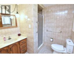 372 FENNELL Avenue W - 22
