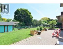 372 FENNELL Avenue W - 32