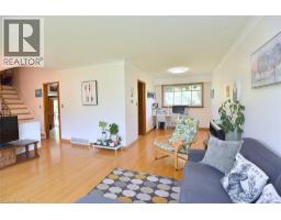 372 FENNELL Avenue W - 8