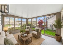 296 AUTUMN Crescent - 16