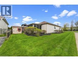 296 AUTUMN Crescent - 40