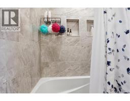 103 CHALMERS Street N - 14