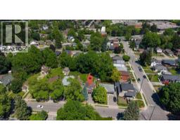 103 CHALMERS Street N - 35