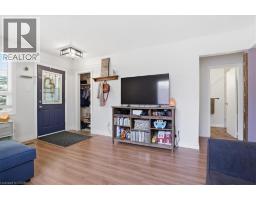 103 CHALMERS Street N - 8