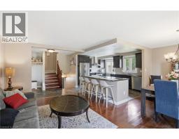 2 LORING Crescent - 10