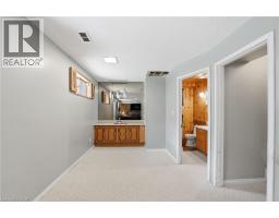 2 LORING Crescent - 29