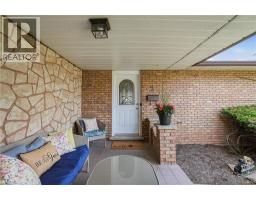 2 LORING Crescent - 37
