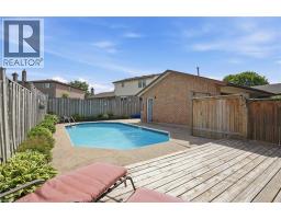 2 LORING Crescent - 43