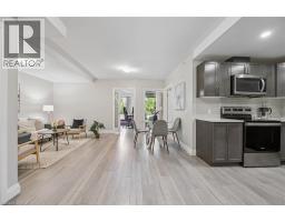 5 WAKE ROBIN Drive UnitNo. 113 - 11