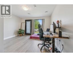5 WAKE ROBIN Drive UnitNo. 113 - 20