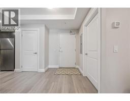 5 WAKE ROBIN Drive UnitNo. 113 - 5