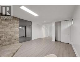 72 PINEMEADOW Crescent - 19