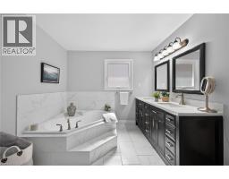 32 SYMPHONY Place - 23