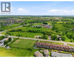 11 MORRISON Drive - 32