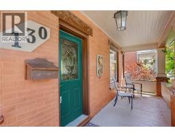 130 MOORE Avenue - 7