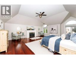 8 CHEVAL Drive - 19