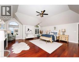 8 CHEVAL Drive - 23