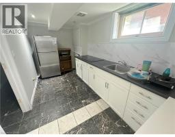 70 ELLIS Avenue - 18