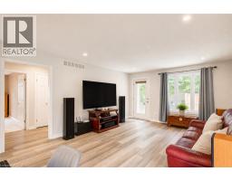 121 HEMLOCK Road - 15