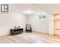 121 HEMLOCK Road - 31