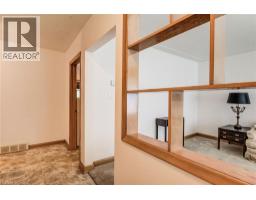 104 ELGIN Crescent - 8