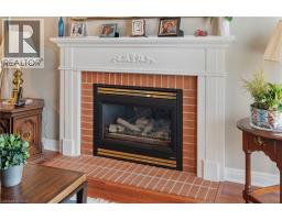 51 REDTAIL Crescent - 21