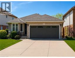 51 REDTAIL Crescent - 3