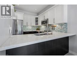 52 CONDOR Street - 12