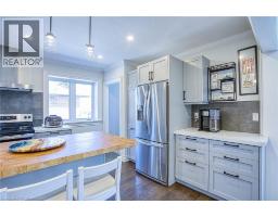 90 PRINCE CHARLES Drive - 10