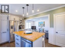 90 PRINCE CHARLES Drive - 14