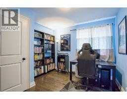 90 PRINCE CHARLES Drive - 17