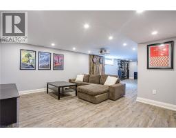 90 PRINCE CHARLES Drive - 19
