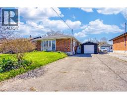 90 PRINCE CHARLES Drive - 2