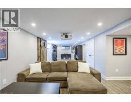 90 PRINCE CHARLES Drive - 21