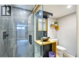 90 PRINCE CHARLES Drive - 26